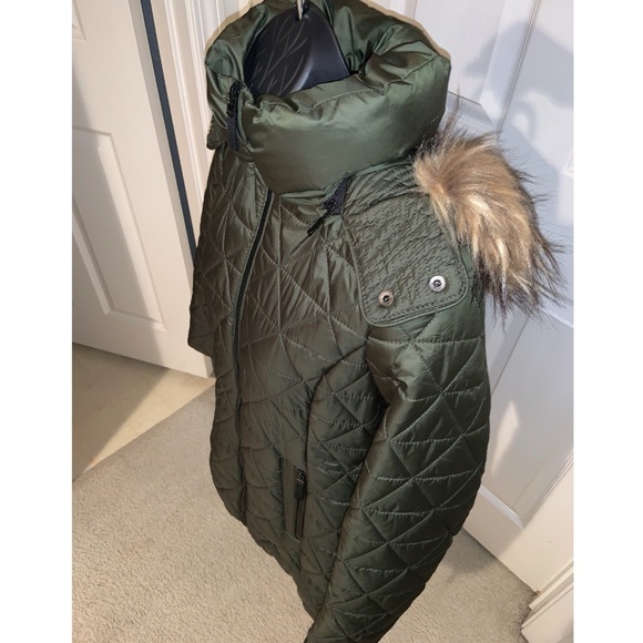Marc New York by Andrew Marc Chevron Quilted Jacket with Removable Faux Fur—NWT - Picture 11 of 17